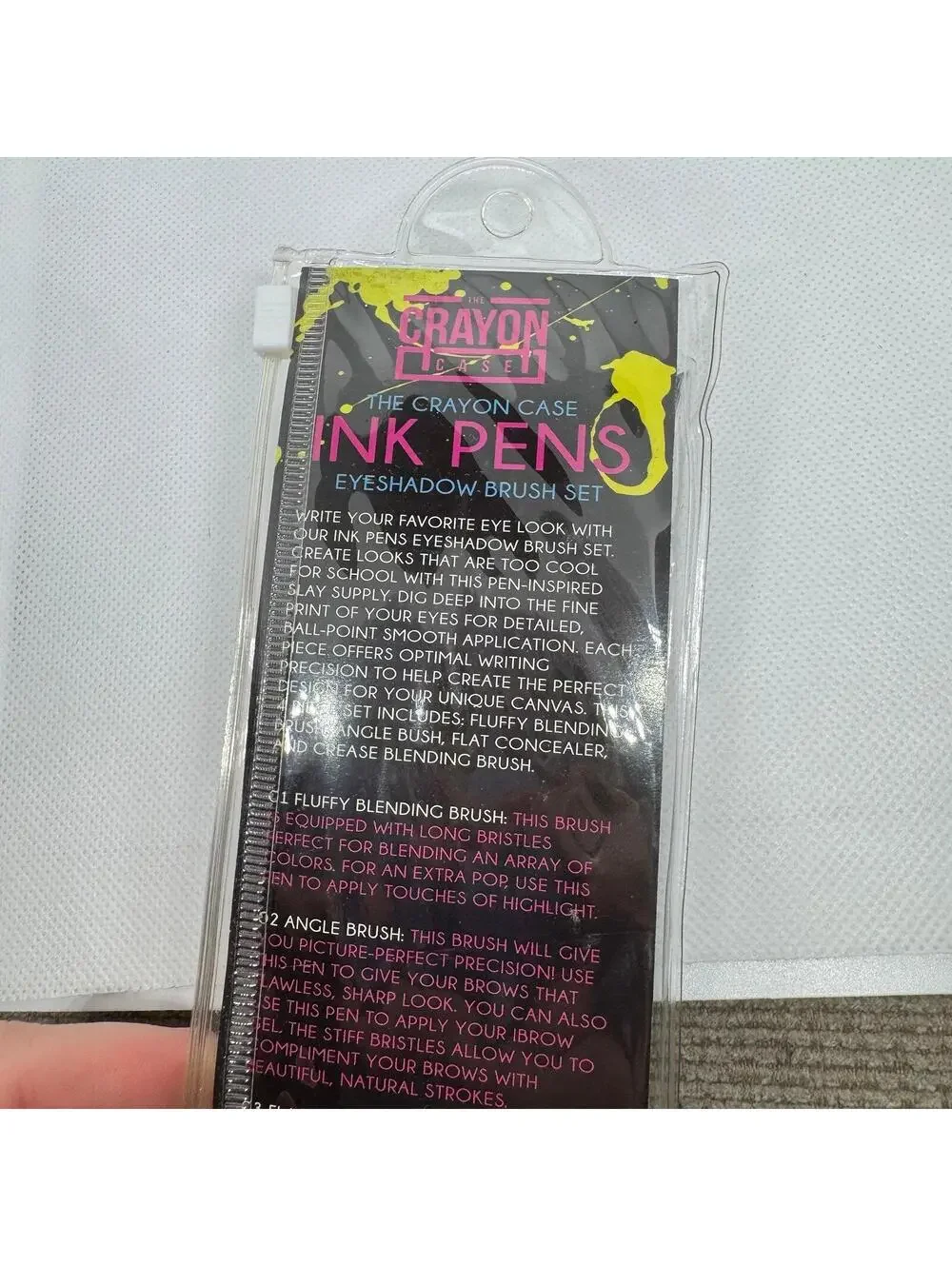 CRAYON CASE INK PENS EYESHADOW BRUSH SET